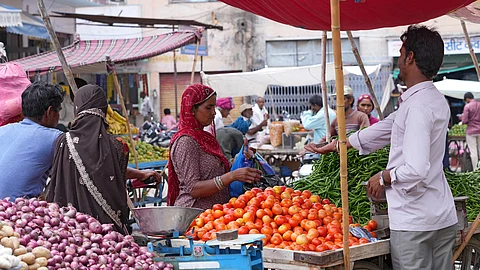 Economic Survey 2024-25 cites weather vagaries as domestic food inflation remains high, defying global trend