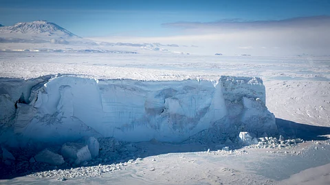 Antarctic research is in decline, and the timing couldn’t be worse