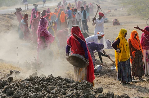 The Standing Committee noted that taking up works under MGNREGA is often a last resort for the rural poor and wages of such a nominal nature only discourage them and propel migration to areas offering better pay.