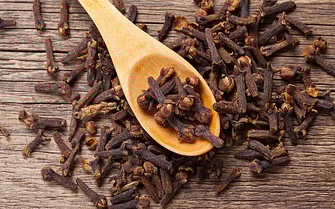 How cloves might help relieve pain and inflammation