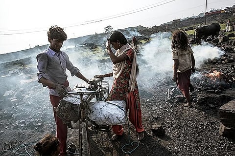 Local communities should be involved in curbing pollution in coal-bearing areas, health impact assessments also necessary: Report