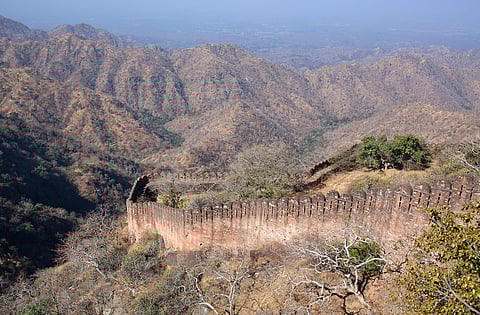 The wall of the Kumbhalgarh Fort in the Aravallis in Rajsamand district, Rajasthan.