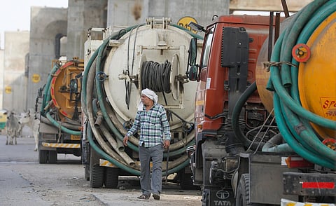 Unconnected Delhi, unsafe Delhi