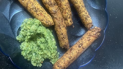 Bhanjeera crispy rolls with Amla dip