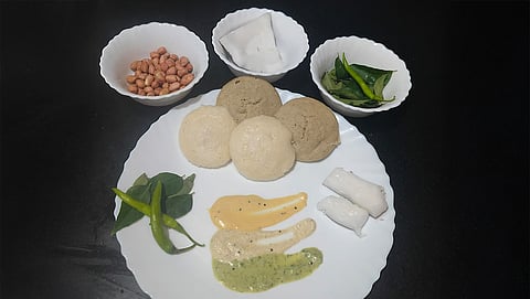 Idlis with lip-smacking chutney