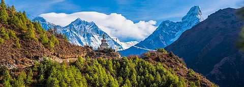 A view of the Himalayan Mountains near Sagarmatha national park, Nepal. photo: iStock