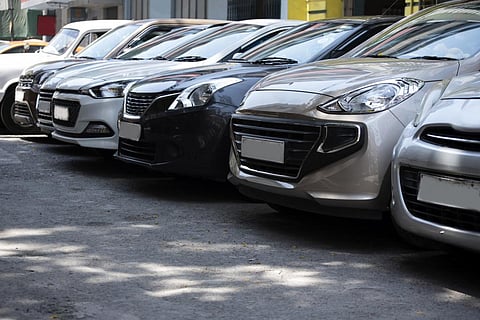 Well-managed legal parking and its effective pricing can encourage people to configure options to cars. Photo: iStock