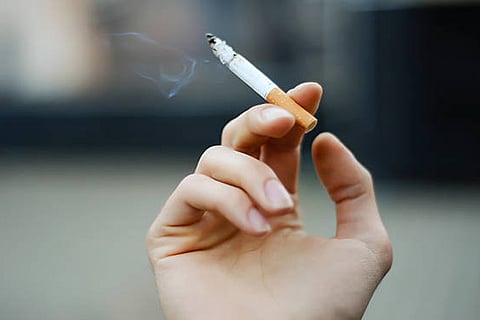 धूम्रपान छोड़ने की कोशिश करते समय लोगों को जिस भारी संघर्ष का सामना करना पड़ता है, उसे कम करके नहीं आंका जा सकता