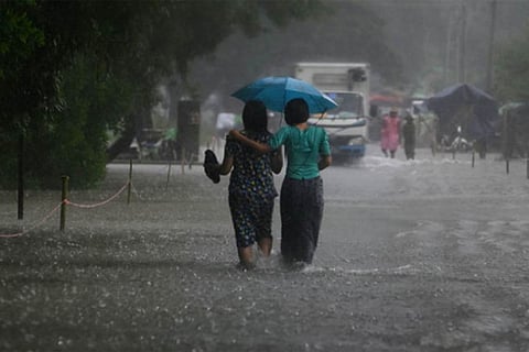 कम दबाव व मॉनसूनी सक्रियता के कारण मध्य महाराष्ट्र में भयंकर बारिश के आसार, जानें अन्य राज्यों का हाल