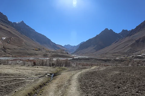 हिमाचल के शीत रेगिस्तानी इलाके काजा में भी तापमान सामान्य से काफी अधिक है। फोटो: रोहित पराशर