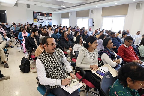 अनिल अग्रवाल डायलॉग में शामिल विशेषज्ञ व पत्रकार। फोटो: विकास चौधरी