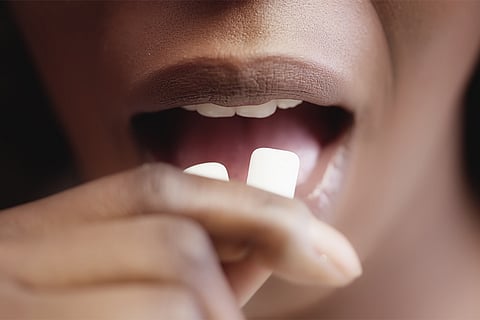 च्युइंग गम में माइक्रोप्लास्टिक: शरीर में जमा हो सकते हैं लाखों कण