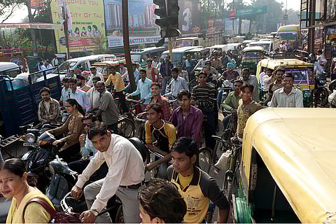 झुंझुनूं, गुरूग्राम, नागौर, मेरठ, सीकर में 300 के पार एक्यूआई, दिल्ली में भी प्रदूषण में भारी उछाल