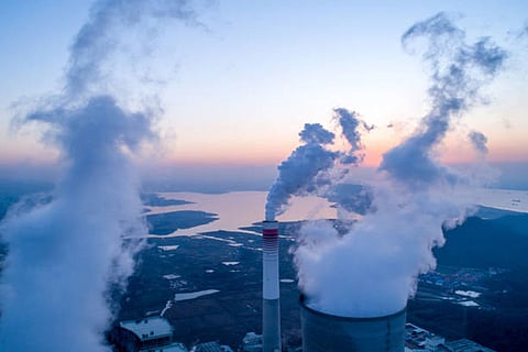 पृथ्वी की स्थिति पर नजर बनाए रखने के तरीके को केवल कार्बन की गणना से लेकर यह समझने तक कि धरती दबाव में किस तरह प्रतिक्रिया करती है, दुनिया आगे आने वाली चुनौतियों के लिए बेहतर तरीके से तैयार हो सकती है।