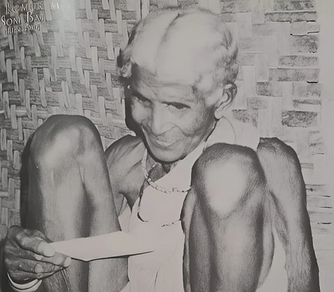 कुमरम सोम बाई- “क्या हम सूरज मांग रहे थे?