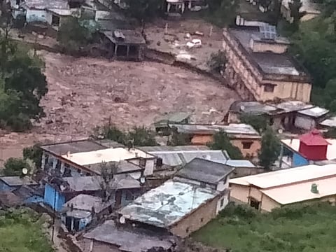 नंदानगर तहसील के गांव धूर्मा गांव का दृश्य। फोटो: डीईपीआर, उत्तराखंड