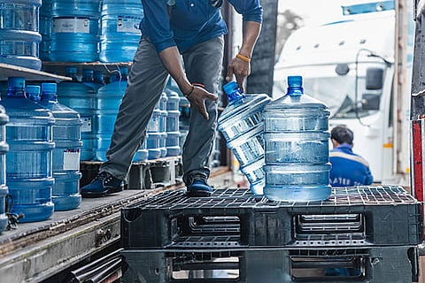 बोतलबंद पानी में औसतन सिर्फ तीन प्रकार के डीबीपीएस पाए गए, जबकि नल के पानी में 37 प्रकार मौजूद थे।