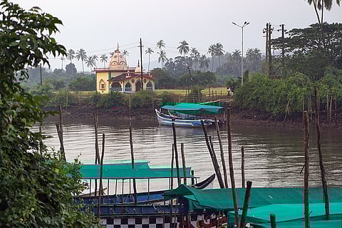 स्वच्छता की ओर बढ़ता गोवा, शांत बहती नदी; फोटो: आईस्टॉक