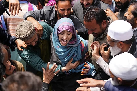 victims relavtive who crying on the final cremation