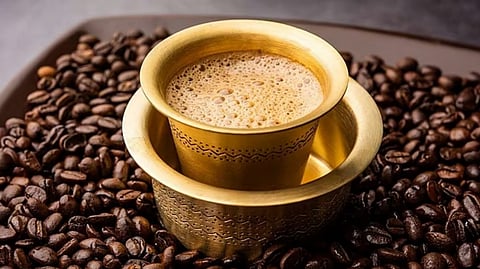 காபி மட்டுமே வாழ்க்கைனு இருக்குறவங்களா நீங்க?.. அப்போ சென்னைல இந்த இடங்களை மிஸ் பண்ணிடாதீங்க!