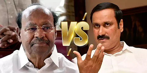போட்டி போட்டு அடித்துக் கொள்ளும் "தந்தை - மகன்"! இவர் நீக்க.. அவர் சேர்க்க.. தலை சுற்றி நிற்கும் தொண்டர்கள்!