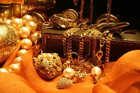 gold jewellery