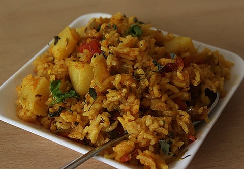 உருளைக்கிழங்கு சாதம் செஞ்சு கொடுங்க.. சாப்பிடாத குழந்தை கூட கேட்டு வாங்கி சாப்பிடும்!