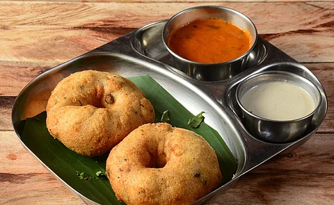 how to make tasty medu vada
