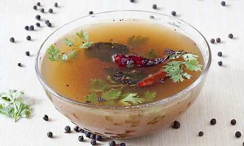 how to make healthy milagu rasam