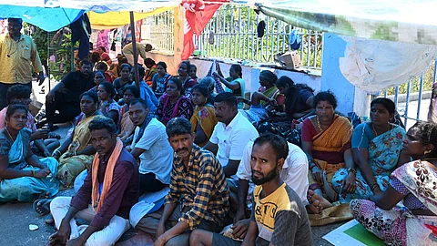 sanitation worrkers protest