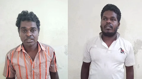 "வீட்டின் முன் நிர்வாணமாக பூஜை செய்த ஆசாமி" - மூவரை கொலை செய்ய இரும்புக் கம்பியுடன் விடிய விடிய காத்திருப்பு!