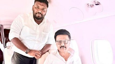 தெள்ளத் தெளிவான மொழிப்பெயர்ப்பு.. முதல்வர் ஸ்டாலினின் பீகார் உரைக்கு கிடைத்த வரவேற்பு! யார் இந்த ட்ரான்ஸ்லேட்டர்?
