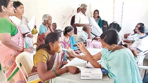 இந்தியாவில் ஆண்களை விட.. பெண்களுக்கு அதிகரிக்கும் புற்றுநோய் பாதிப்பு!