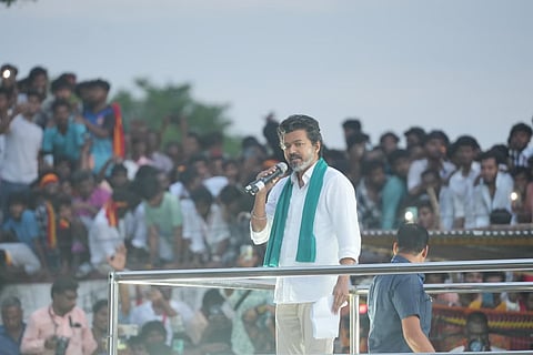 vijay in thiruvarur