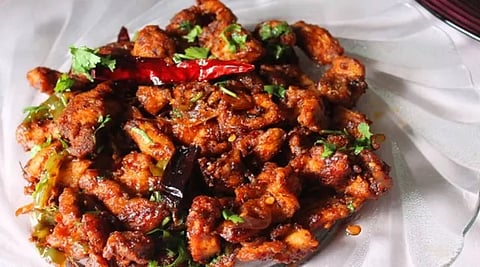 ஹோட்டல் ஸ்டைல் டிராகன் சிக்கன் வீட்டிலேயே செய்வது எப்படி?