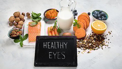 Top 10 Foods for Eye Health in tamil