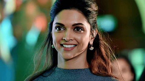 பல ஹீரோஸ் 8 மணி நேரம் தான் வேலை பார்க்குறாங்க; அதையெல்லாம் பேச மாட்டீங்களா? பெண் என்றால் இளக்காரமா? - விளாசிய தீபிகா படுகோன்