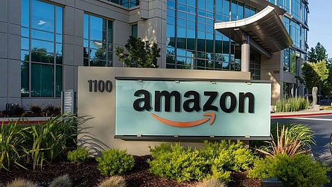 ஒரே நாளில்.. 30,000 கார்ப்பரேட் ஊழியர்களின் வேலை காலி.. அதிர வைத்த அமேசான்! இந்திய ஊழியர்கள் நிலை என்ன?