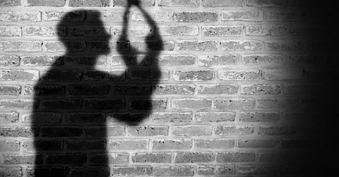 Husband was working abroad commits suicide after fighting with wife over WhatsApp video call