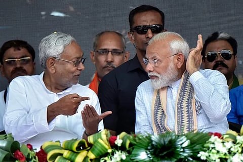 modi with nithish