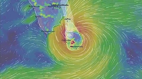 “டெல்டாவில் வெளுத்து வாங்கும் மழை” - 65 கிலோமீட்டர் வேகத்தில் வீசும் ‘டித்வா’ புயல்!