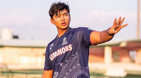 "36 பந்துகளில் சதம்! 14 வயதில் உலகை மிரள வைத்த 'ஜூனியர் கெய்ல்' - ஐபிஎல் ஏலத்திற்குப் பின் ருத்ரதாண்டவம்!"