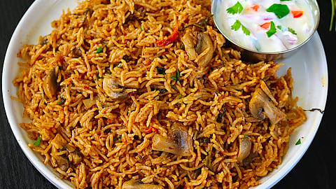 how to make mushroom biryani recipe in tamil