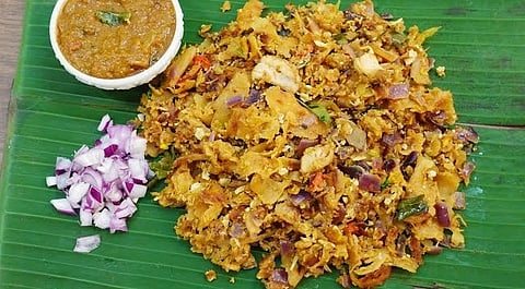 இரவு நேர ரோட்டுக்கடை ருசியில் முட்டை கொத்து பரோட்டா: நீங்களே செஃப் ஆகலாம், இதோ ஈஸி மெத்தட்!