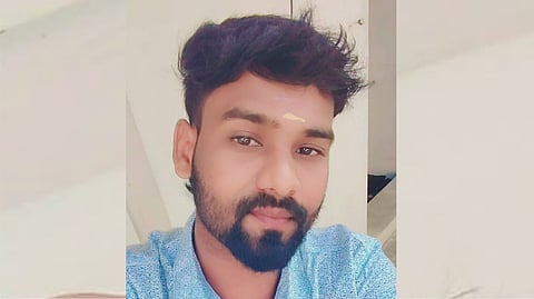 “நீ எவன் கூட வேணாலும் போ…” - கள்ளக்காதலனுடன் அறை எடுத்து தங்கிய மனைவி.. கணவனிடம் இருந்து வந்த போன் கால் அடுத்து நடந்த உயிரிழப்பு!