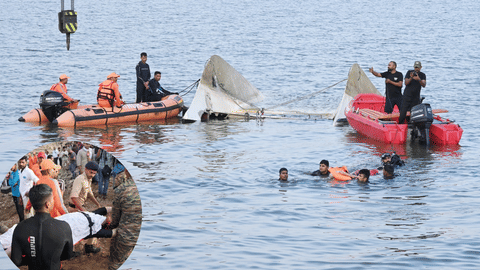 narmada river boat capsized