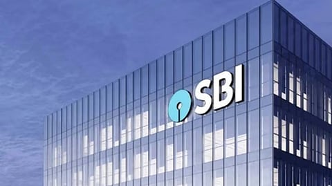 SBI வாடிக்கையாளர்களின் தகவல்கள் Dark Web-ல் கசிவு! 3,897 பேரின் தனிப்பட்ட விவரங்கள் வெளியானதால் அதிர்ச்சி!