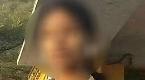 கொரோனா நோயாளி பிணத்திடம் நர்ஸ் செய்த பகீர் சம்பவம்!!