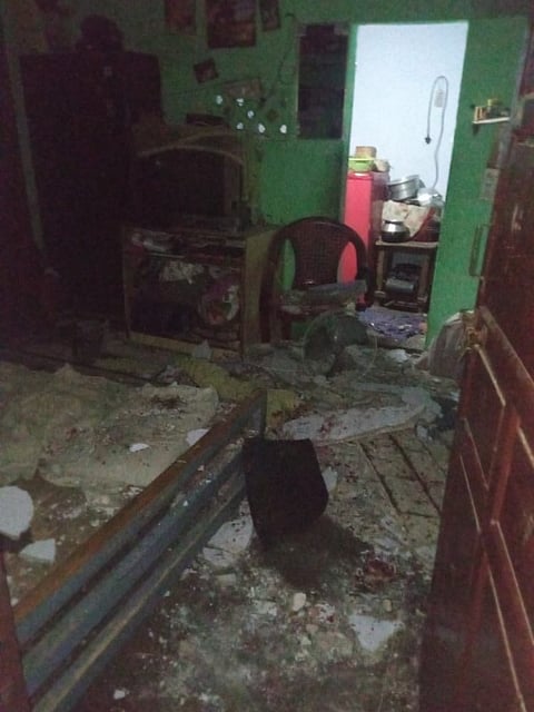 வீட்டின் மேற்கூரை இடிந்து விழுந்து இளம்பெண் உயிரிழப்பு...