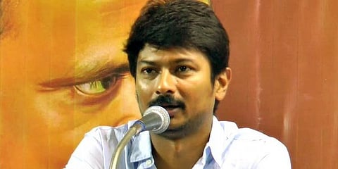 தடுப்பூசி செலுத்திக் கொண்டால் மட்டுமே கொரோனாவில் இருந்து மீள முடியும்... உதயநிதி ஸ்டாலின் பேச்சு!!